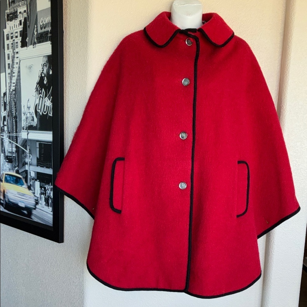 Loden King Cape women M Thick Red Wool, Black Trim from Germany. Vintage. M EUC - Picture 4 of 17